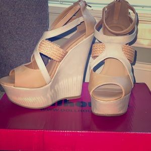 Tan wedges